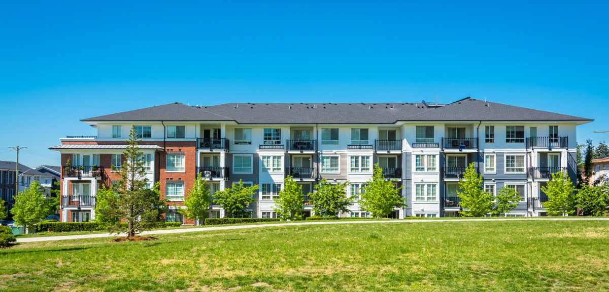 colorful apartment complex with asphalt shingle roof in Lakeville, Minnesota